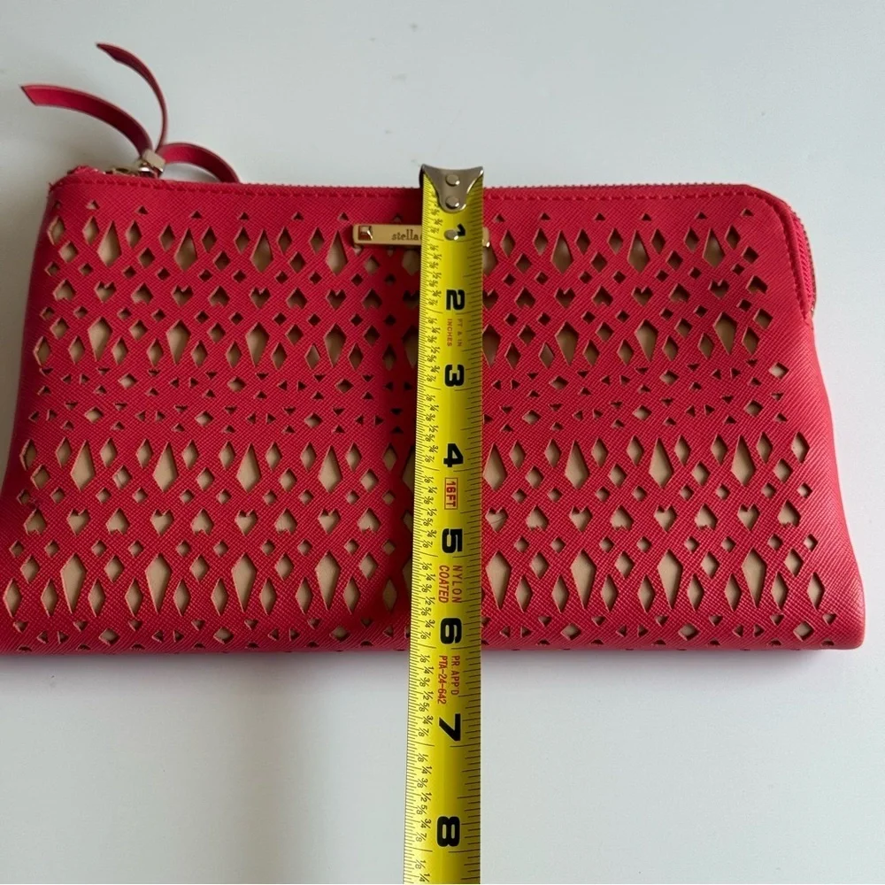 Stella & Dot Cutout Design Clutch